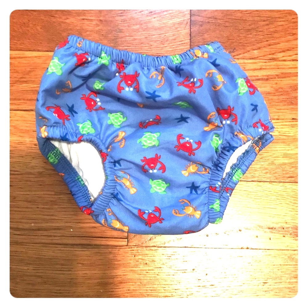 Reusable swim diaper